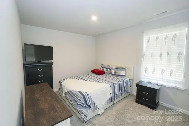 $2,400 | 547 Sitka Drive, York, SC 29745