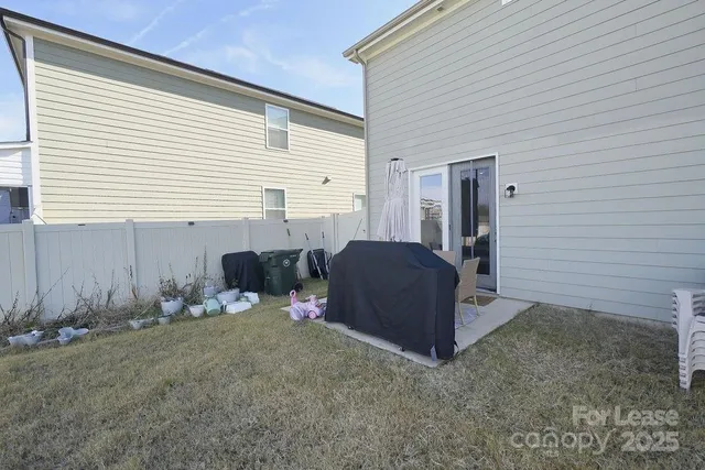 $2,400 | 547 Sitka Drive, York, SC 29745