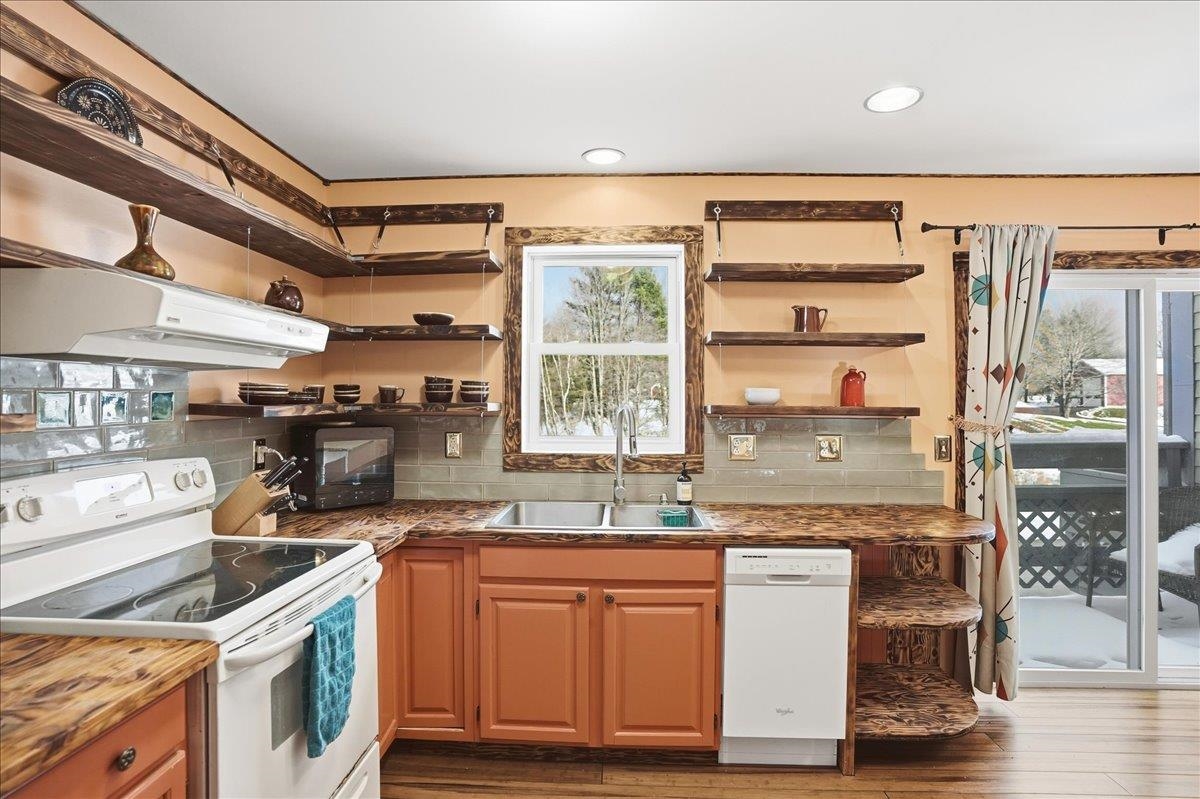 7 B Raceway Road Jericho, VT 05465 - Photo 4 of 30