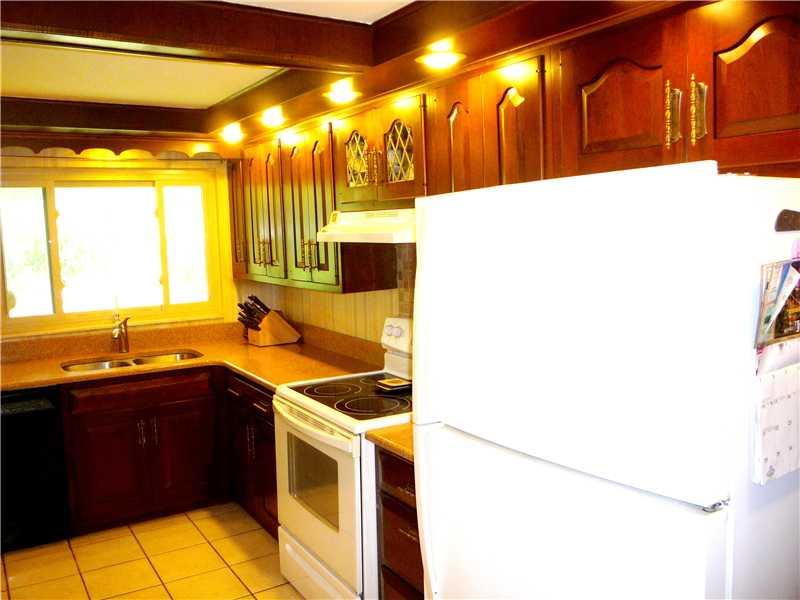 303 Dailey Road Brentwood, PA 15227 - Photo 7 of 25 Kitchen.