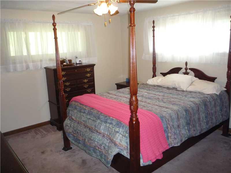 303 Dailey Road Brentwood, PA 15227 - Photo 9 of 25 Master Bedroom.