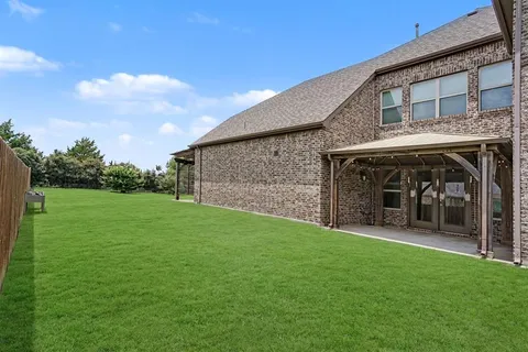 $829,900 | 273 Shallow Brook Drive, Sunnyvale, TX 75182