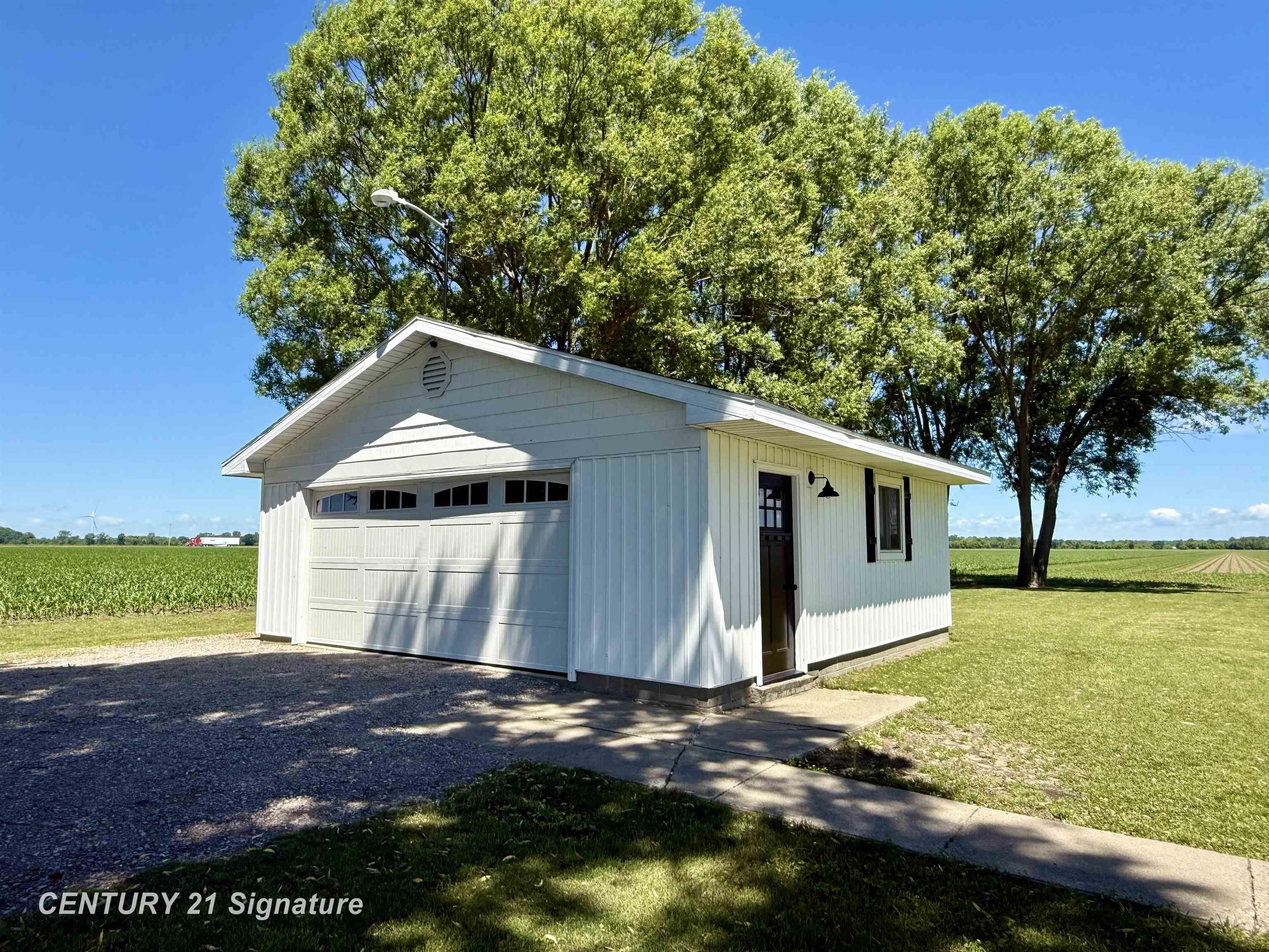 101 East Laporte Road Merrill, MI 48637 - Photo 3 of 24