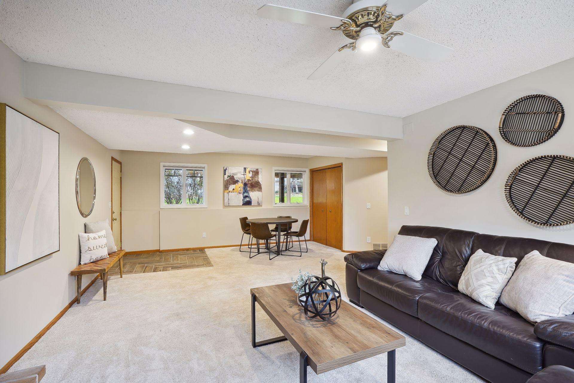 4670 Beacon Hill Road Eagan, MN 55122 - Photo 28 of 41 Gallery Image 28