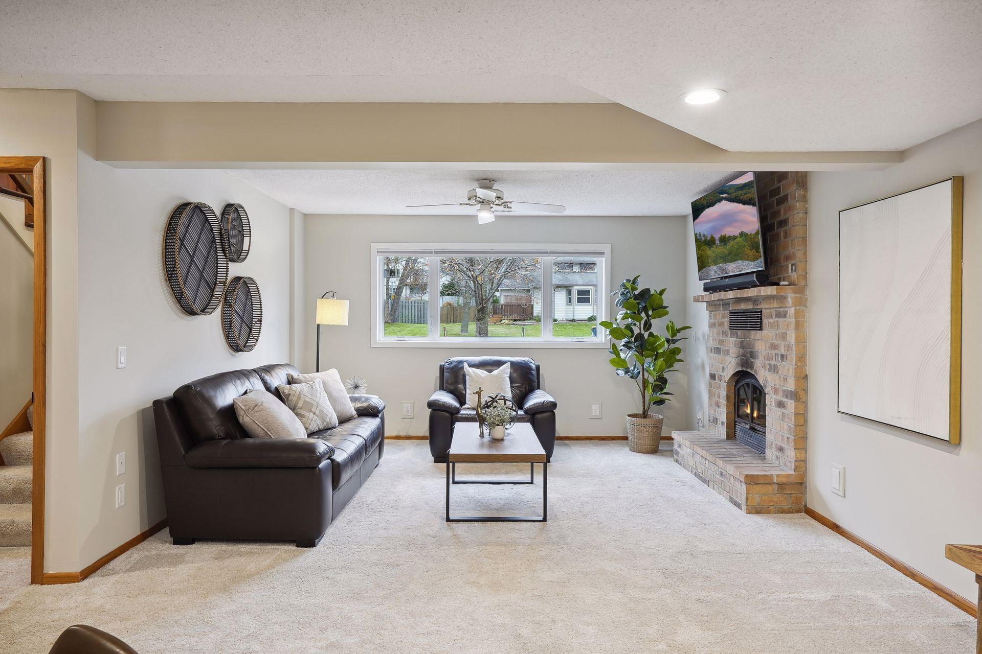 4670 Beacon Hill Road Eagan, MN 55122 - Photo 29 of 41 Gallery Image 29