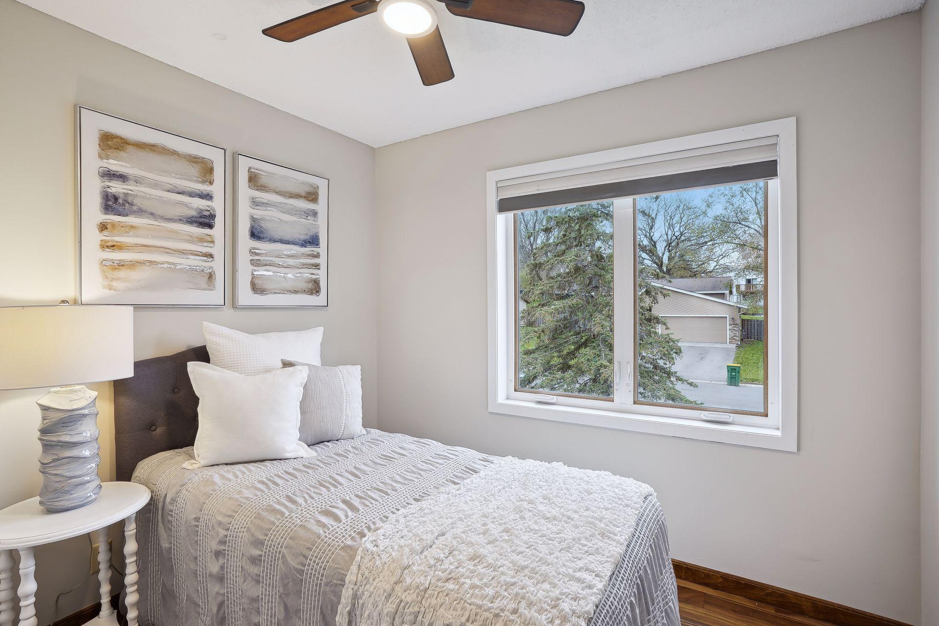 4670 Beacon Hill Road Eagan, MN 55122 - Photo 32 of 41 Gallery Image 32