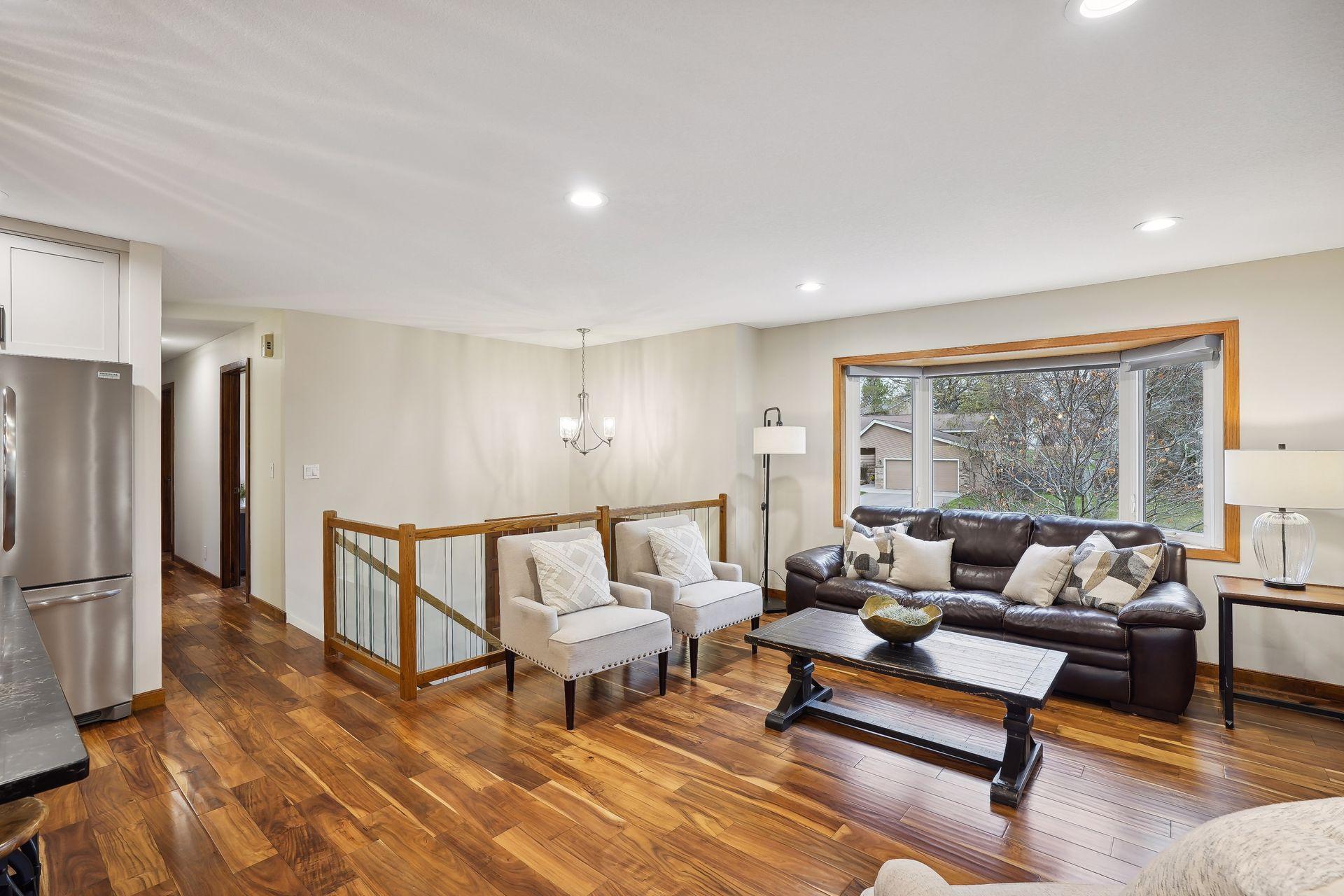 4670 Beacon Hill Road Eagan, MN 55122 - Photo 9 of 41 Gallery Image 9