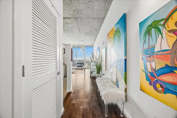 a picture of a building with black and white walls