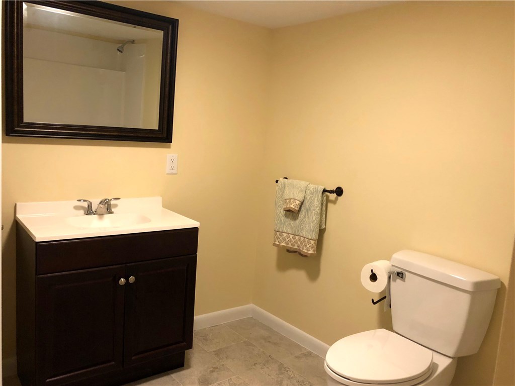 126 Old River Road Lincoln, RI 02865 - Photo 22 of 38