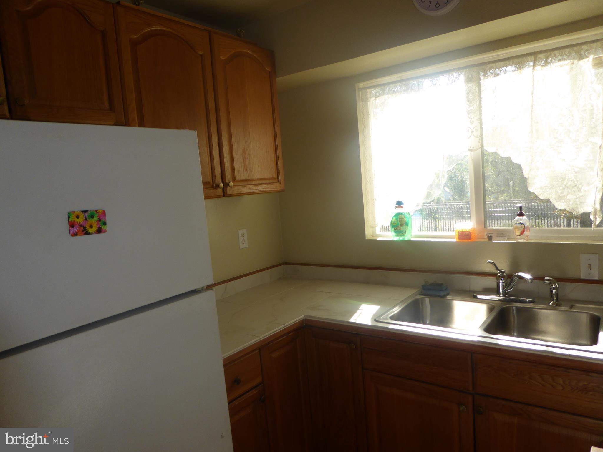 9213 Lanham Severn Road Lanham, MD 20706 - Photo 5 of 14 Kitchen