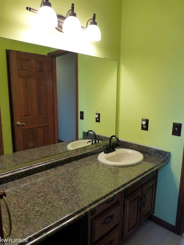 8151 Division Road Casco, MI 48064 - Photo 35 of 72