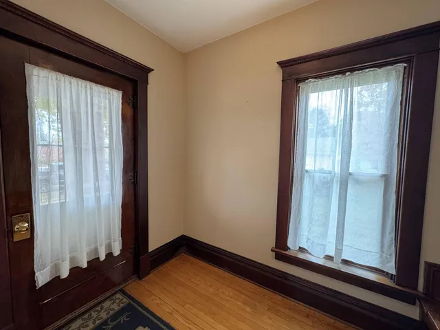 $234,500 | 1114 10th Street, Monroe, WI 53566