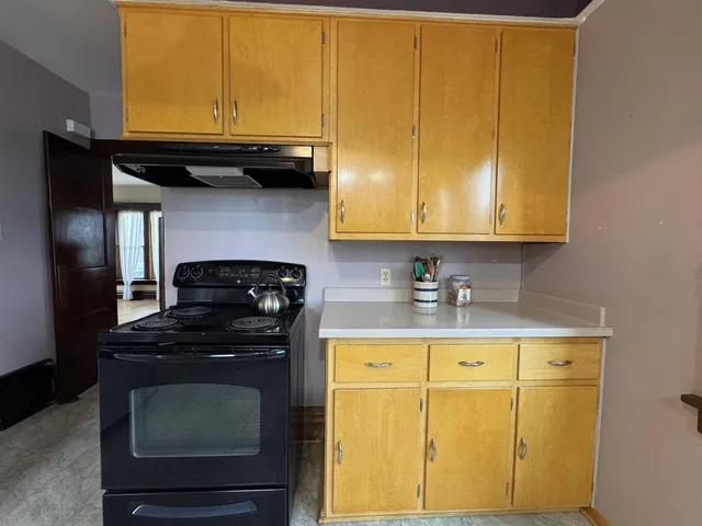 $234,500 | 1114 10th Street, Monroe, WI 53566