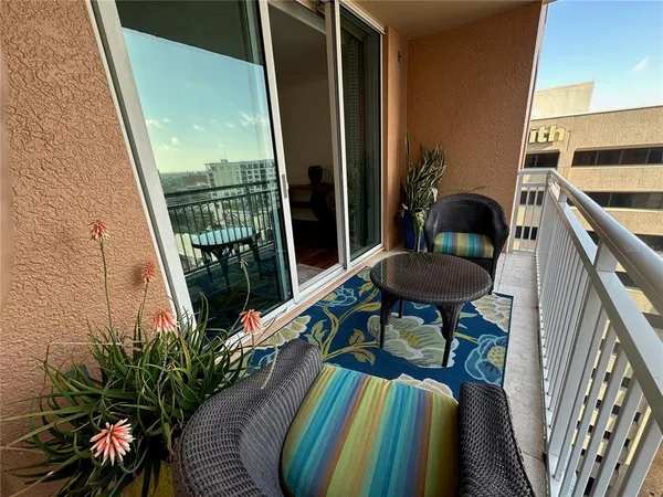 $5,500 | 1350 Main Street, Unit 1401, Sarasota, FL 34236