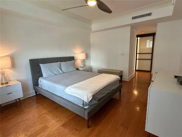 $5,500 | 1350 Main Street, Unit 1401, Sarasota, FL 34236