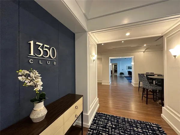 $5,500 | 1350 Main Street, Unit 1401, Sarasota, FL 34236