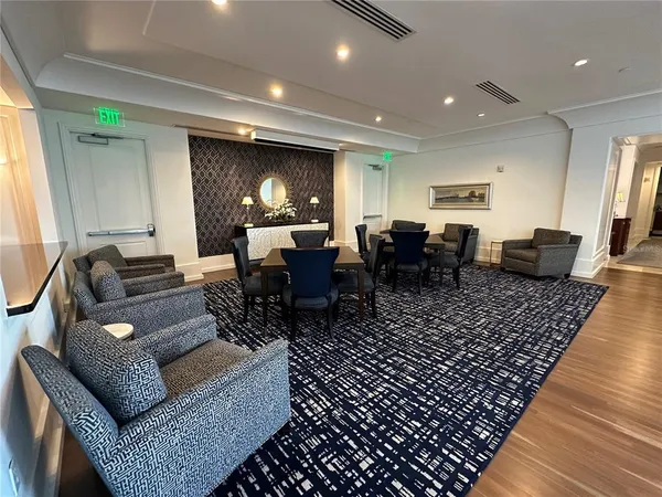 $5,500 | 1350 Main Street, Unit 1401, Sarasota, FL 34236