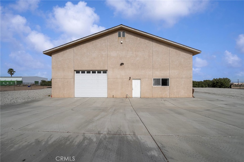 7172 Jargon Road Hesperia, CA 92344 - Photo 54 of 75