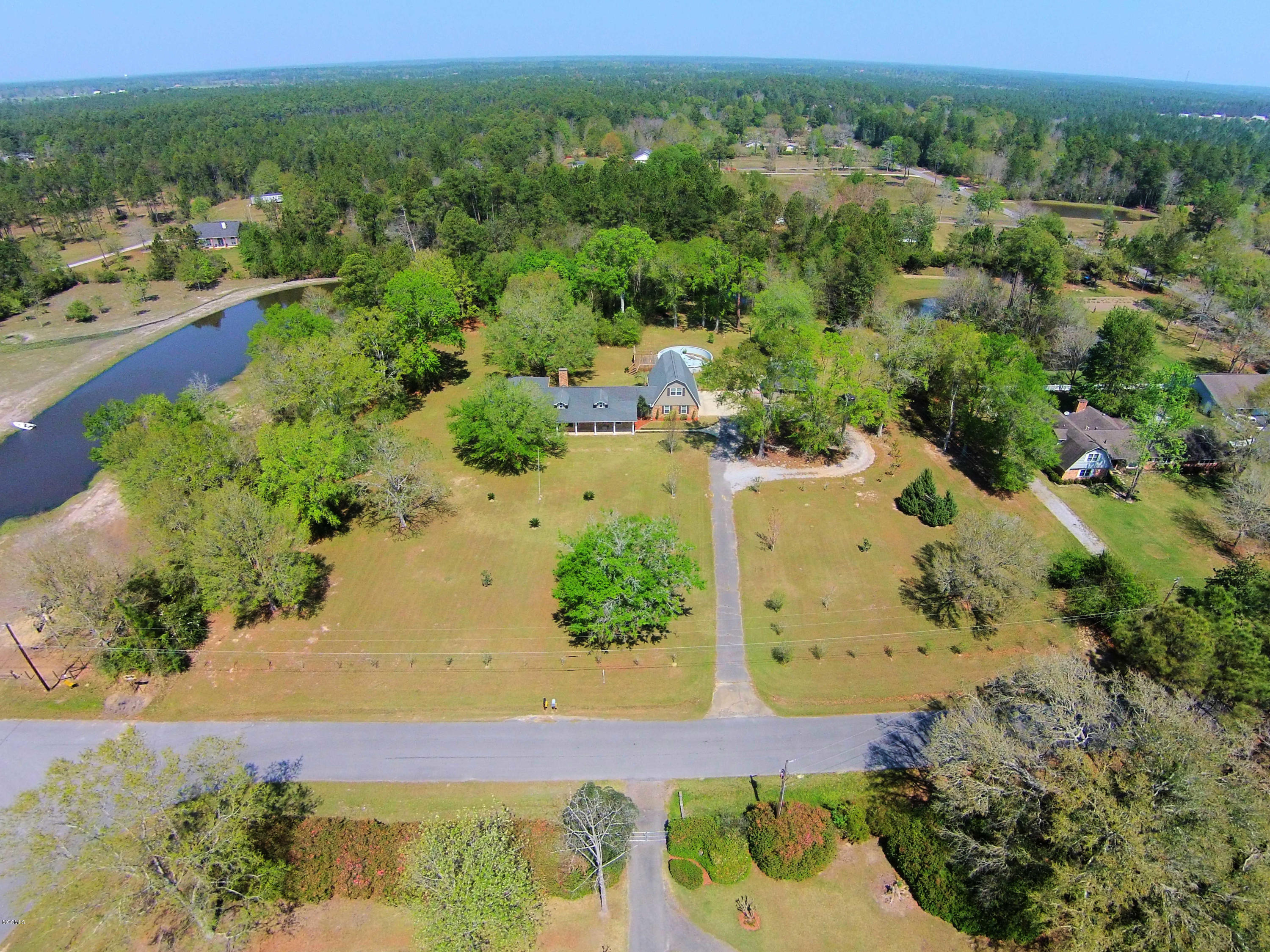 6606 Wooded Acres Road Vancleave, MS 39565 - Photo 3 of 42 DCIM\100MEDIA