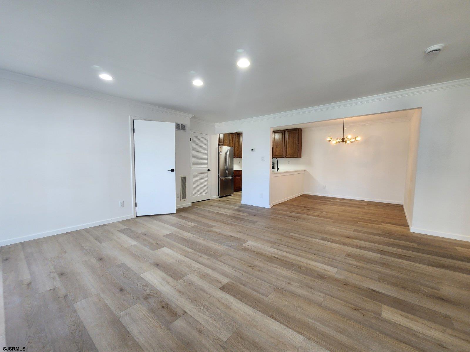 159 Heather Croft, Unit 159 Egg Harbor Township, NJ 08234 - Photo 4 of 25