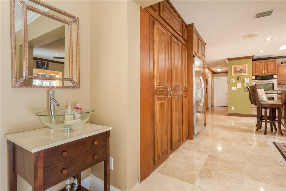 1250 North Flamingo Road Plantation, FL 33323 - Photo 15 of 35 Photo 15