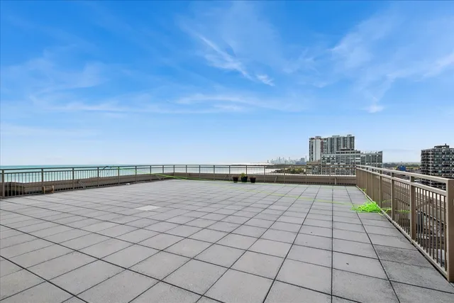 $155,000 | 6301 North Sheridan Road, Unit 22D, Chicago, IL 60660