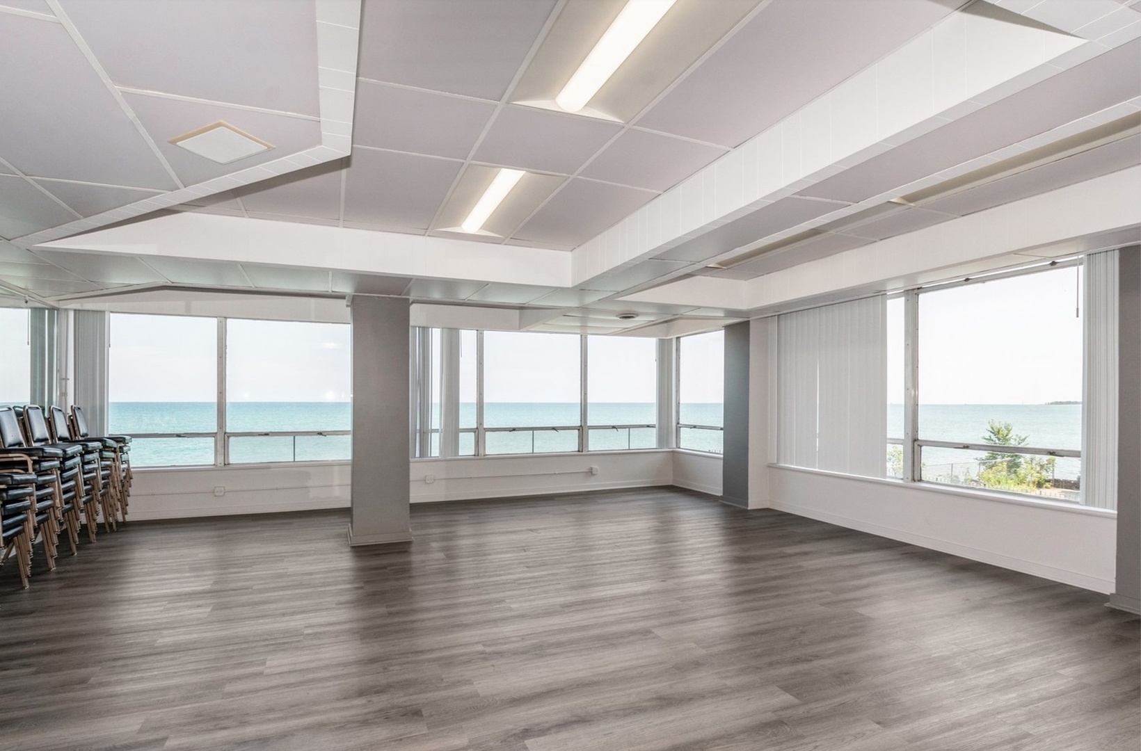 6301 North Sheridan Road, Unit 22D Chicago, IL 60660 - Photo 24 of 27