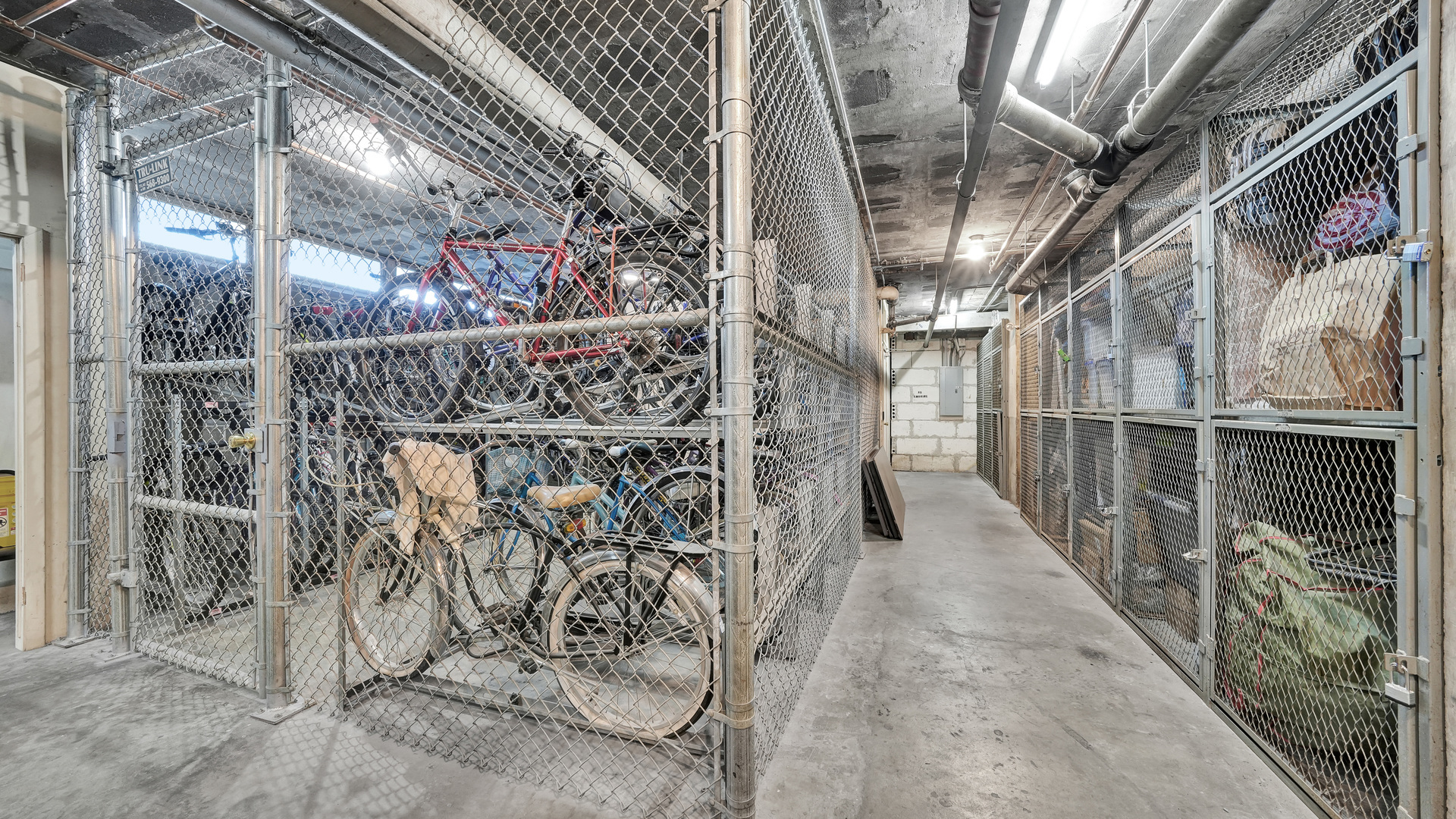 6301 North Sheridan Road, Unit 22D Chicago, IL 60660 - Photo 25 of 27