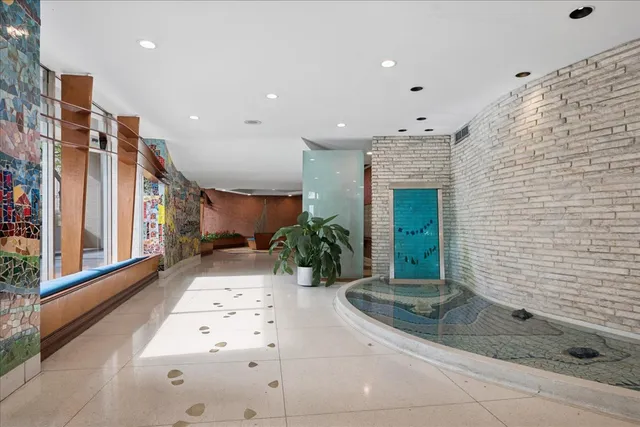 $155,000 | 6301 North Sheridan Road, Unit 22D, Chicago, IL 60660