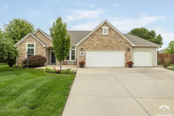 $415,000 | 5249 Carson Place, Lawrence, KS 66049