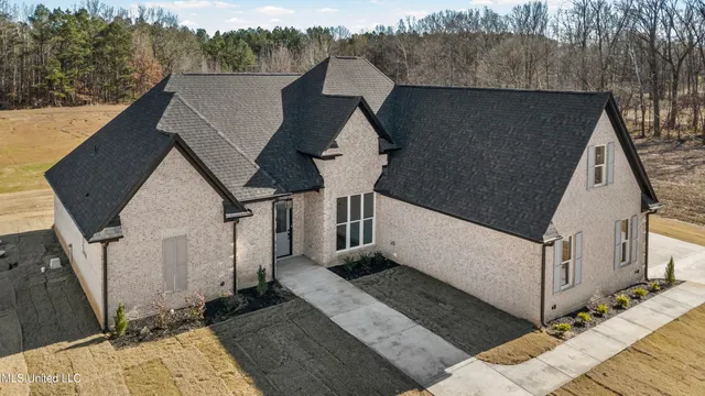 $599,900 | 5064 Sophia Lane, Hernando, MS 38632