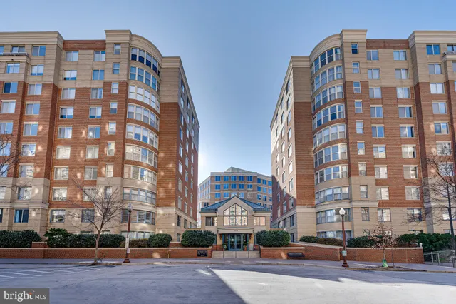 $595,000 | 3830 9th Street North, Unit 509W, Arlington, VA 22203