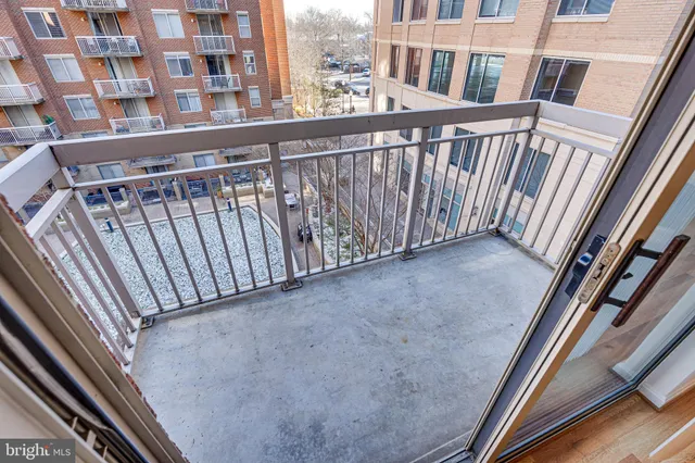 $595,000 | 3830 9th Street North, Unit 509W, Arlington, VA 22203