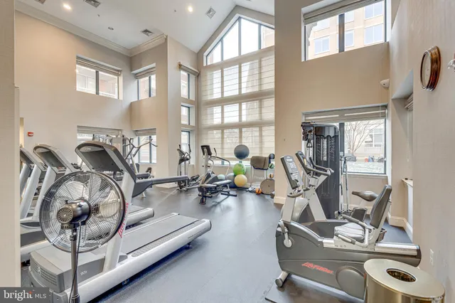 $595,000 | 3830 9th Street North, Unit 509W, Arlington, VA 22203