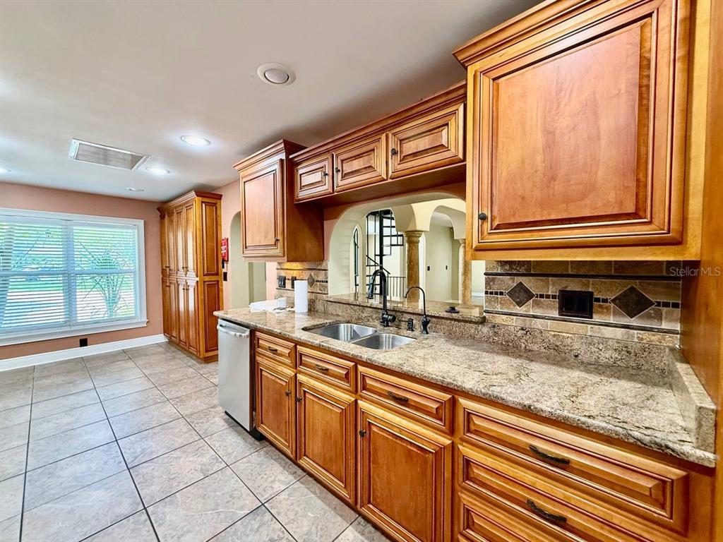 1103 Ballinger Road Lutz, FL 33548 - Photo 27 of 99 Gallery Image 27