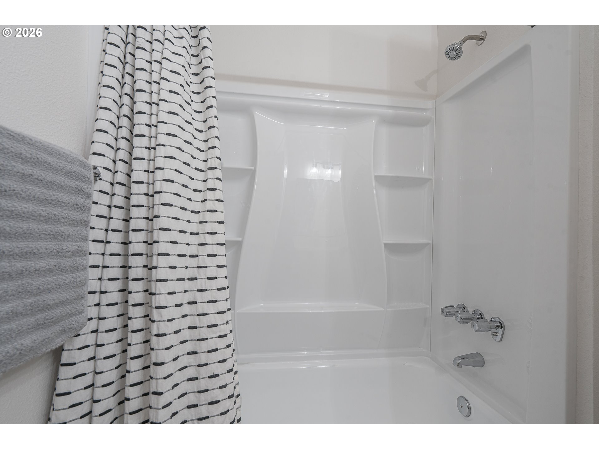 4480 Southwest 96th Avenue, Unit 4 Beaverton, OR 97005 - Photo 15 of 29