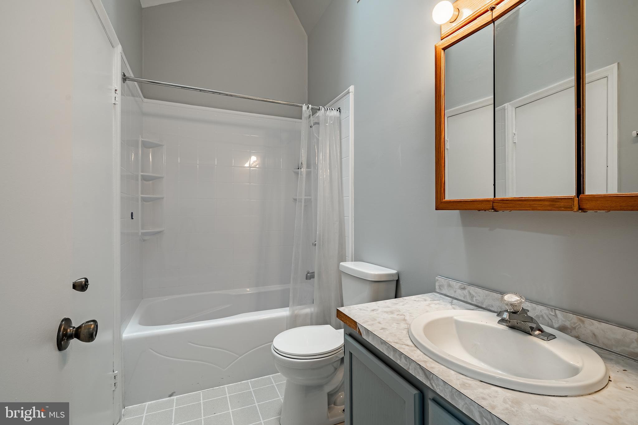 3305 Walnut Ridge Drive Pottstown, PA 19464 - Photo 15 of 27 Gallery Image 15