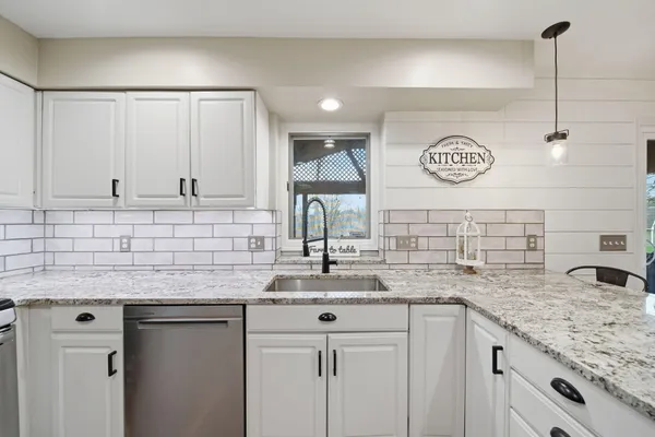 $419,000 | 11085 Village Lane, Clinton, MI 49236