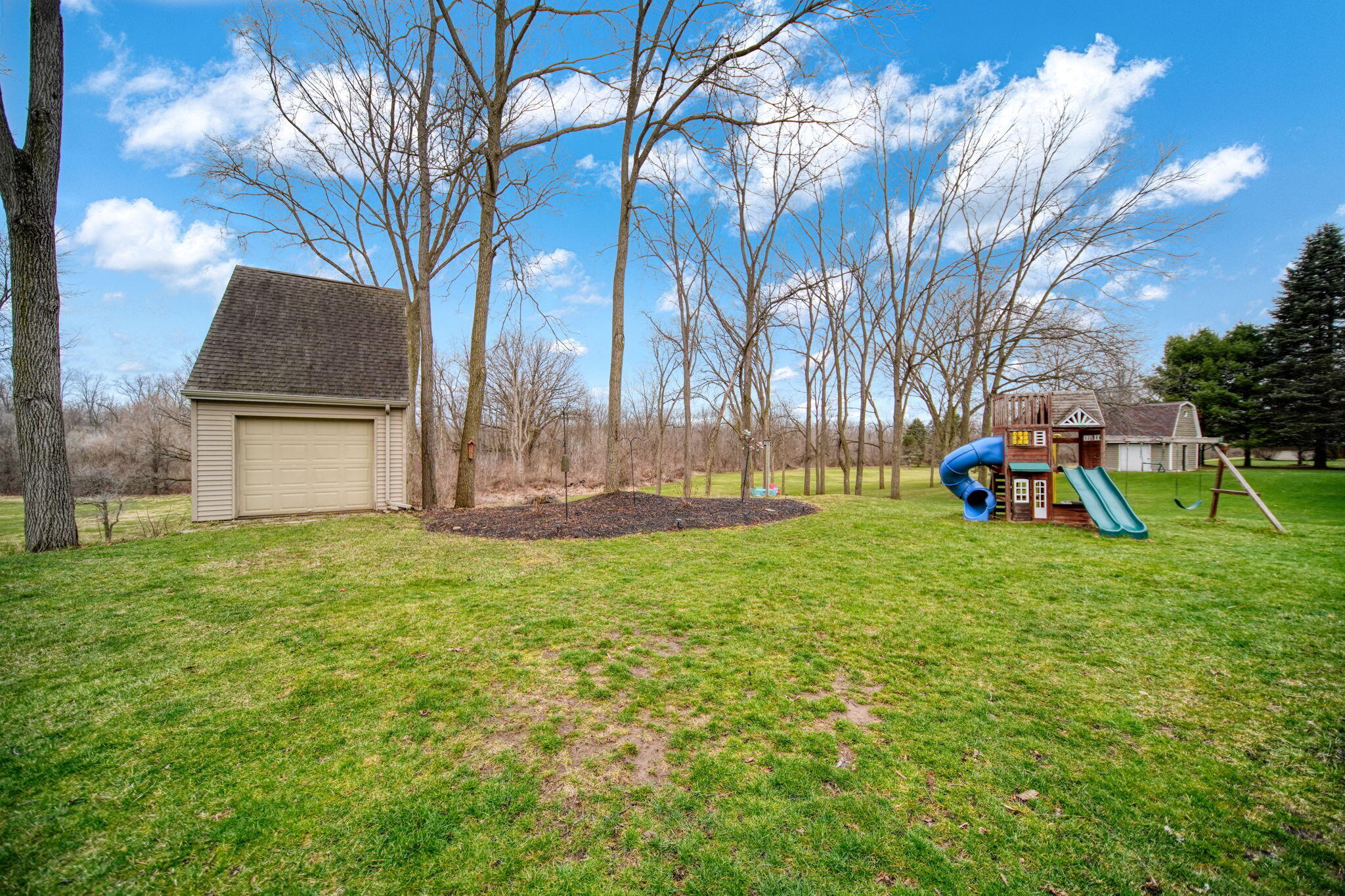 11085 Village Lane Clinton, MI 49236 - Photo 38 of 54 41-web-or-mls-DSC05143_HDR