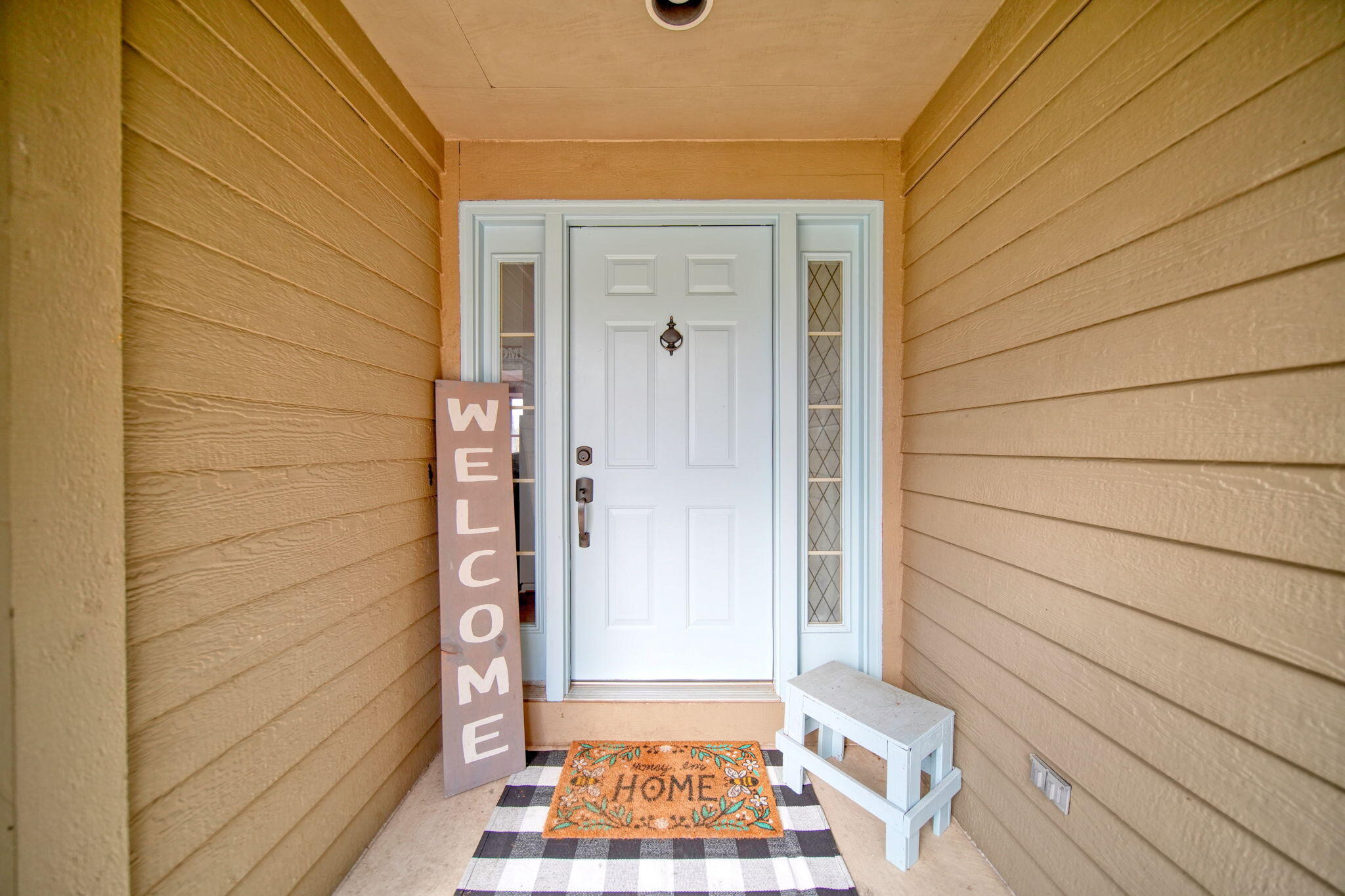 11085 Village Lane Clinton, MI 49236 - Photo 4 of 54 6-web-or-mls-DSC05173_HDR