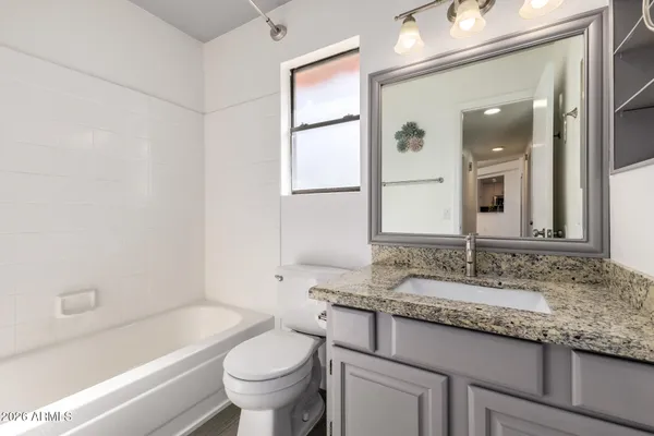 $469,900 | 1425 East Commerce Avenue, Gilbert, AZ 85234