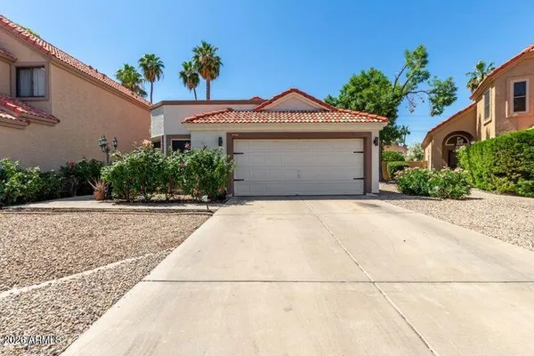 $469,900 | 1425 East Commerce Avenue, Gilbert, AZ 85234