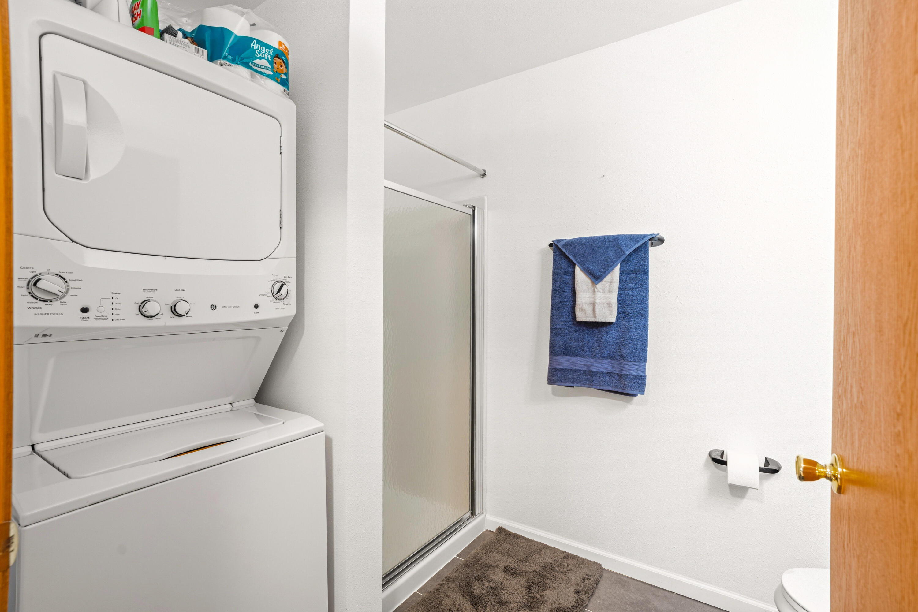 9390 West Loomis Road, Unit 3 Franklin, WI 53132 - Photo 20 of 27 Laundry Area