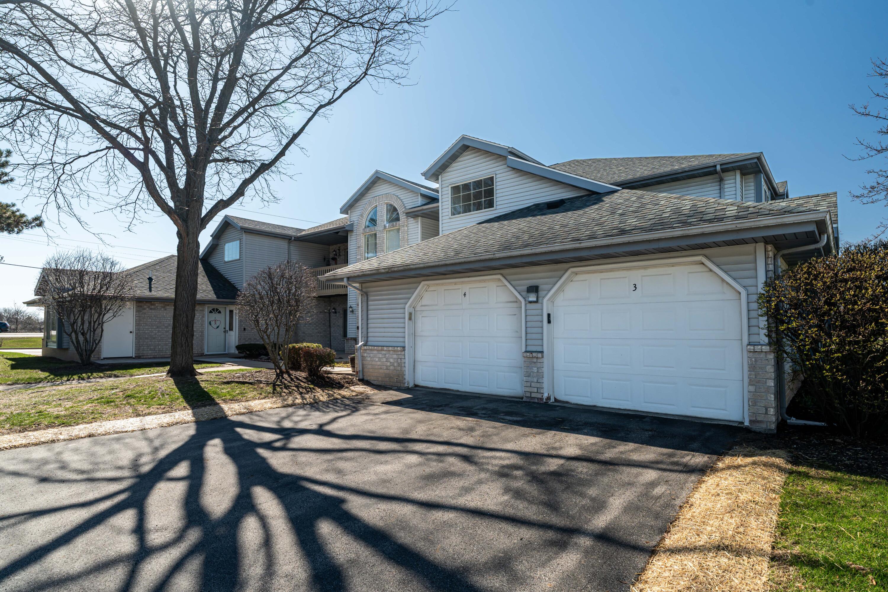 9390 West Loomis Road, Unit 3 Franklin, WI 53132 - Photo 25 of 27 Garage Area