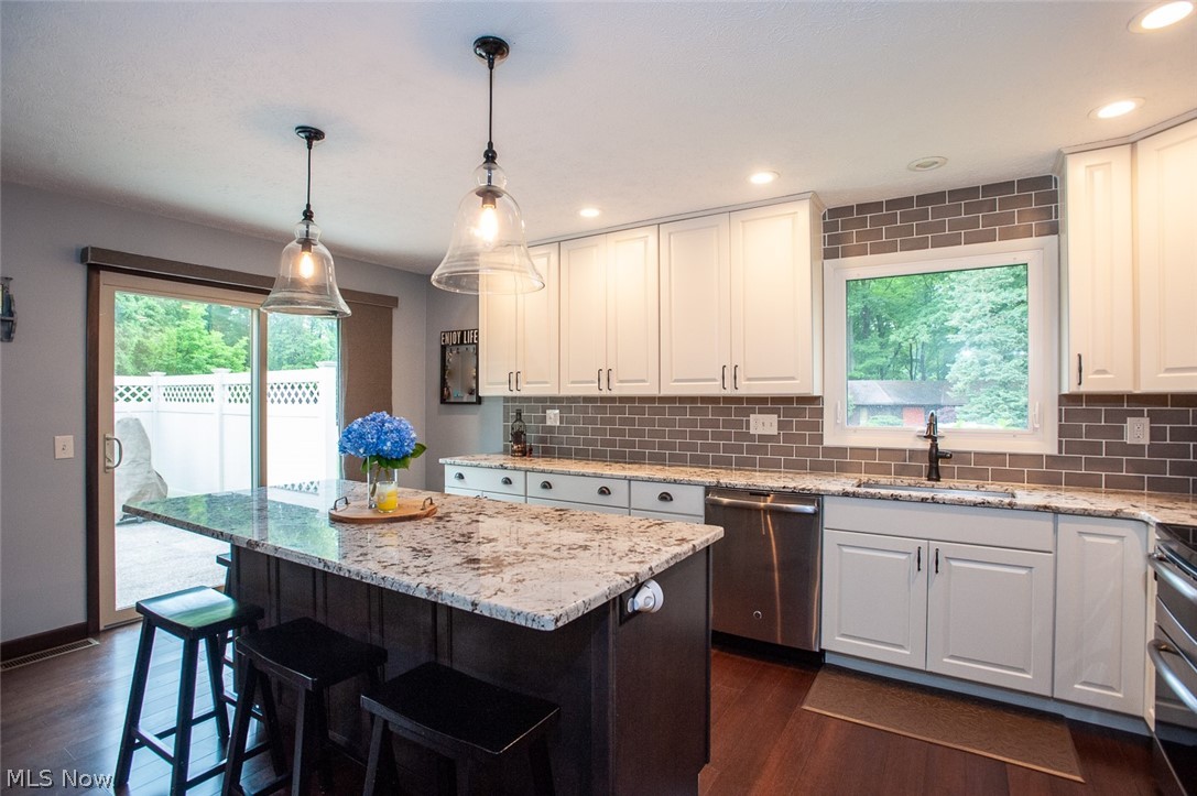 15253 High Point Road Strongsville, OH 44136 - Photo 11 of 33 Gallery Image 11