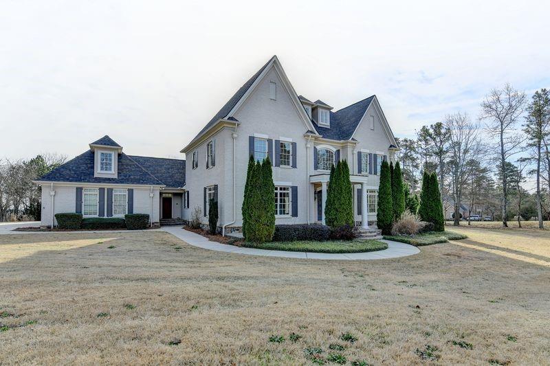 4045 Ridge Road Buford, GA 30519 - Photo 1 of 97