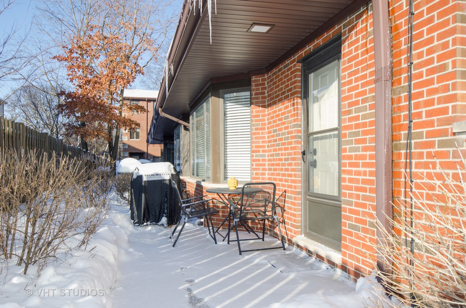 70 South Dee Road, Unit B Park Ridge, IL 60068 - Photo 2 of 28