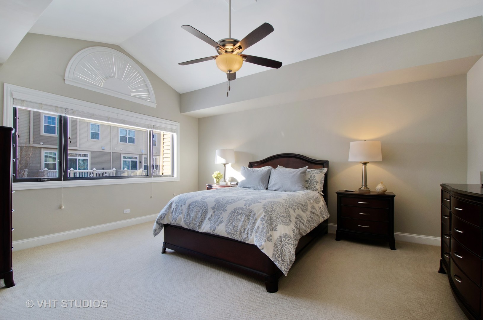 70 South Dee Road, Unit B Park Ridge, IL 60068 - Photo 13 of 28