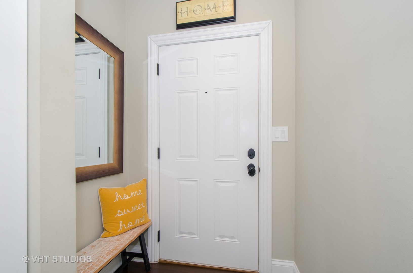 70 South Dee Road, Unit B Park Ridge, IL 60068 - Photo 3 of 28