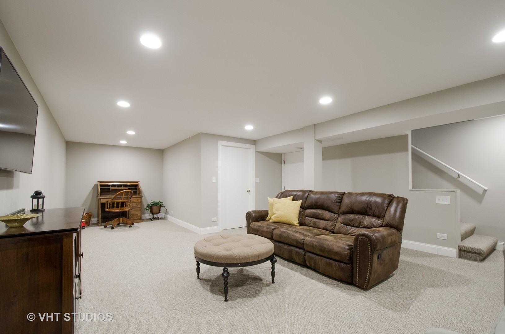 70 South Dee Road, Unit B Park Ridge, IL 60068 - Photo 22 of 28